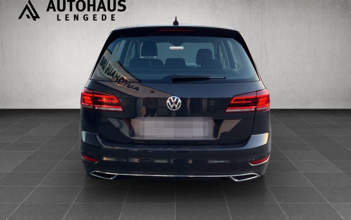 Volkswagen Golf Sportsvan Highline 1.5 TSI DSG MATRIX AHK foto 4