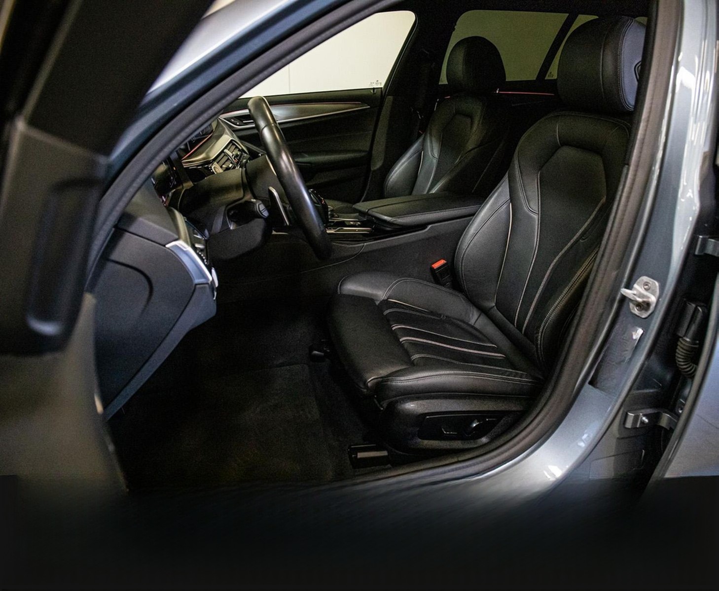 BMW 540d Touring xDrive M-Sport HEAD-UP KAMERA LED foto 11