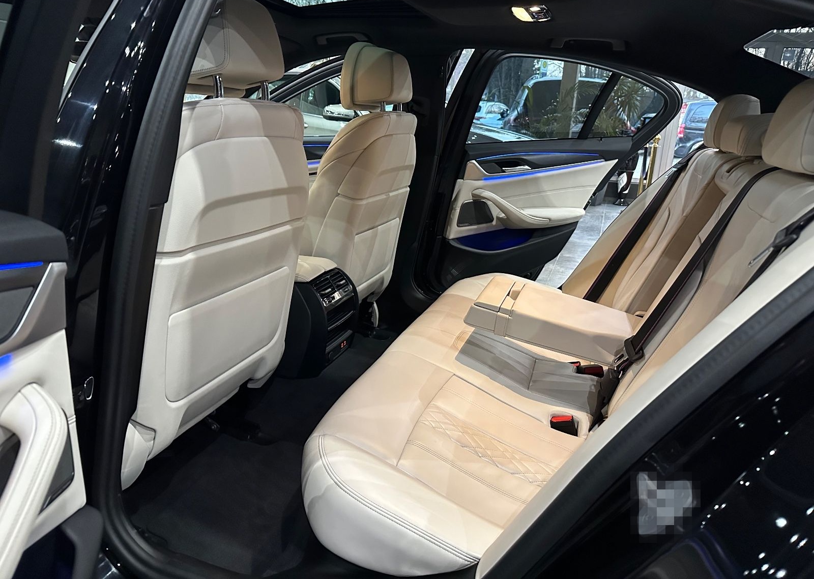 BMW 530 i M Sport / Soft-Close / LASER / H&K / 1HAND foto 20