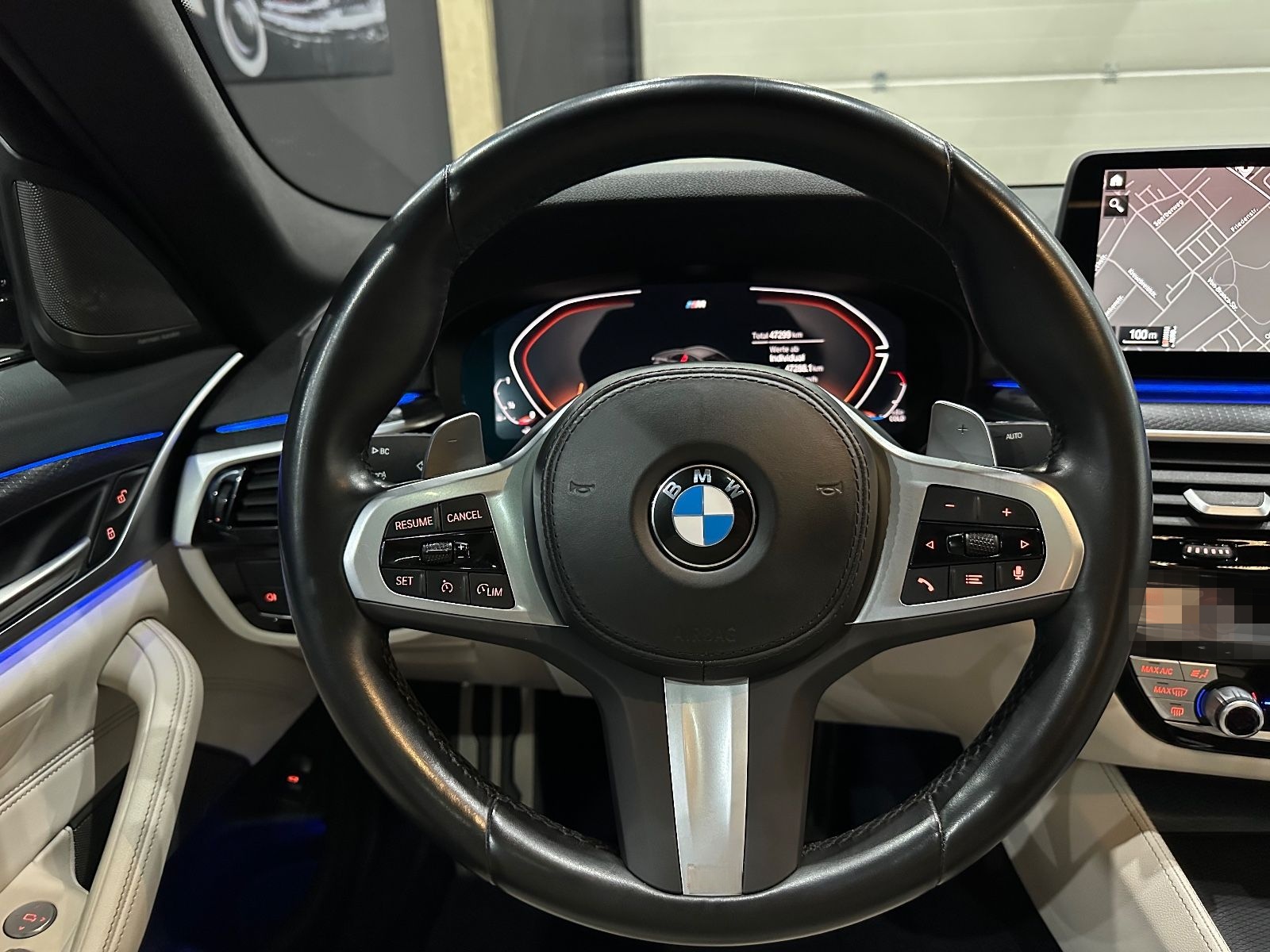 BMW 530 i M Sport / Soft-Close / LASER / H&K / 1HAND foto 22