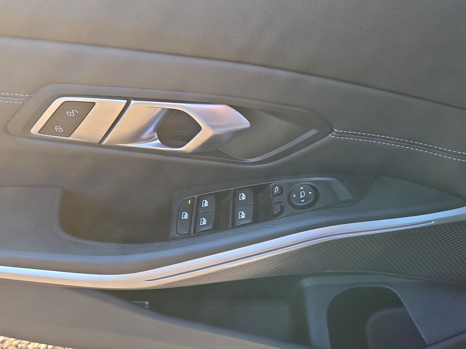 BMW 320i ADVANTAGE AHK LED SHD foto 8
