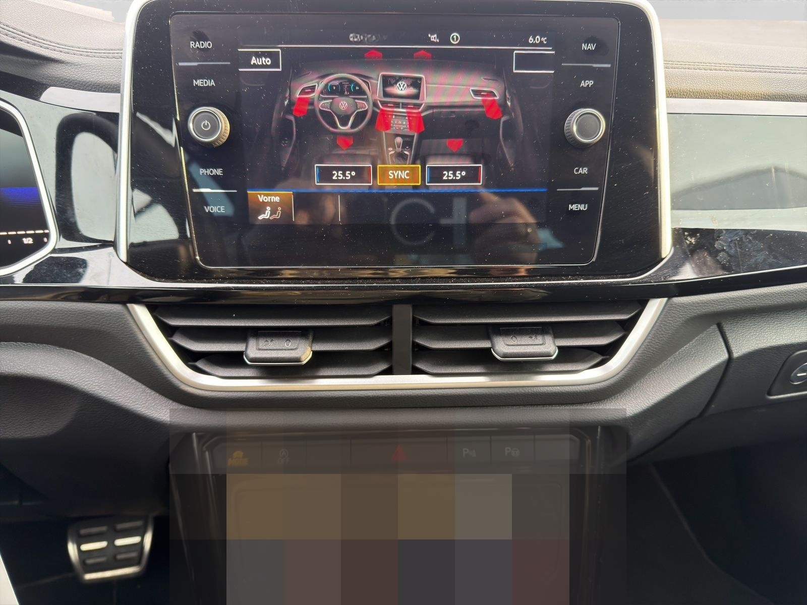 Volkswagen T-Roc Cabriolet 1.5 TSI DSG R-LINE NAVI VIRTUAL foto 15