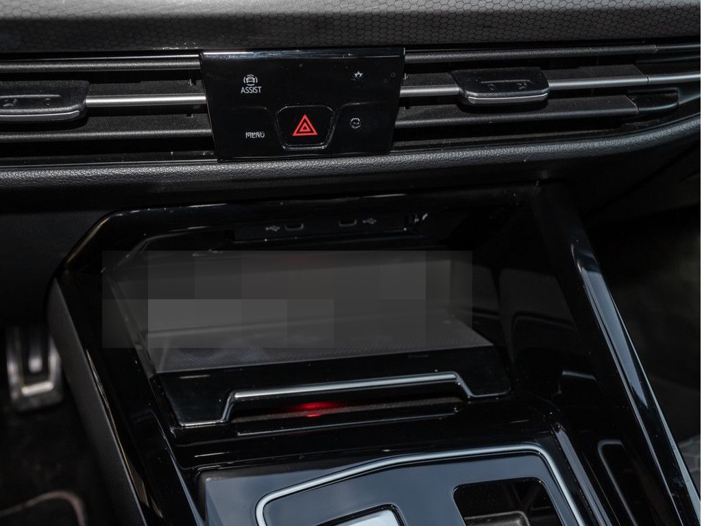 Volkswagen Golf VIII GTI Clubsport 2,0 l TSI DSG MATRIX-LED foto 14