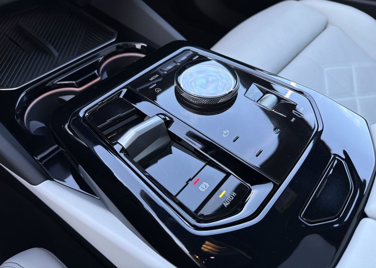 BMW 550e xDr T M SPORT PRO AdLED,AHK,Pano,B&W,DAPro foto 14