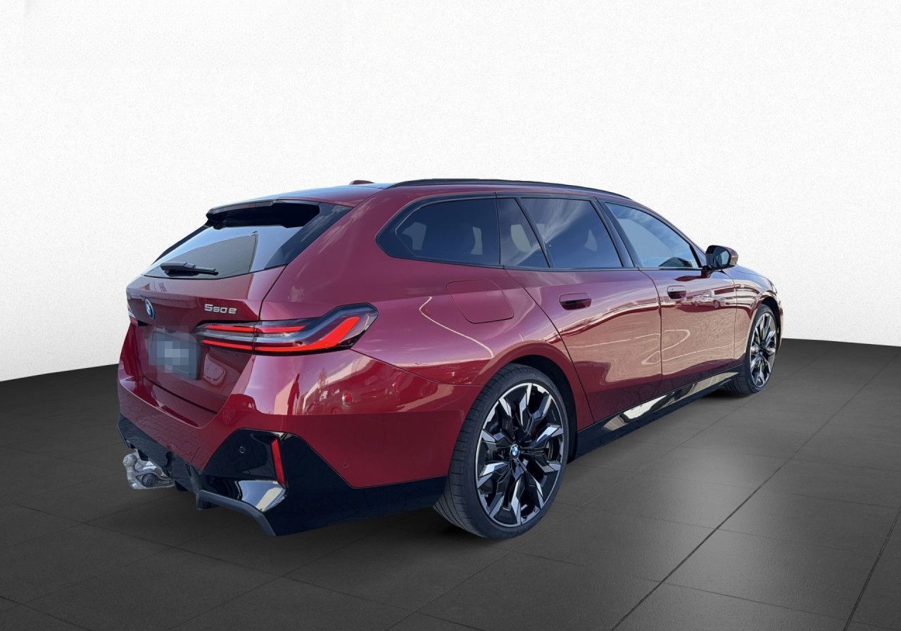 BMW 550e xDr T M SPORT PRO AdLED,AHK,Pano,B&W,DAPro foto 5