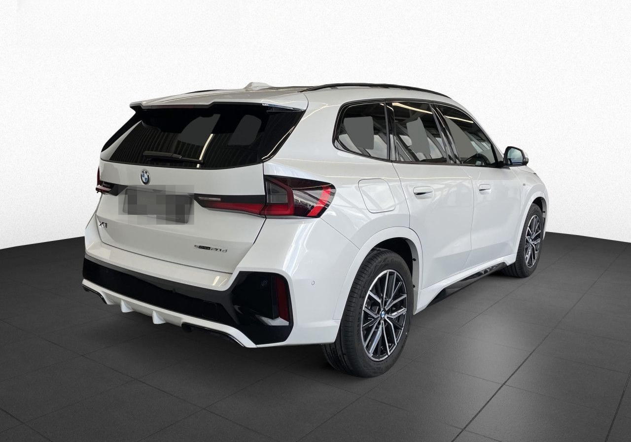 BMW X1 sDrive20d M SPORT AdLED,Kamera,KomZu,SHz,18" foto 5