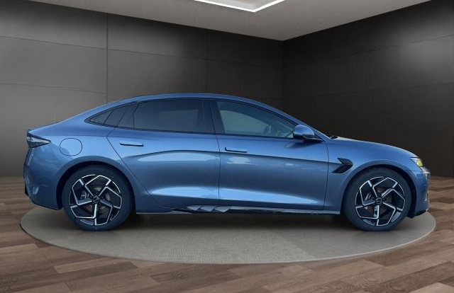 BYD Seal Design 230kW Reichweite 570km Panoramadach foto 7