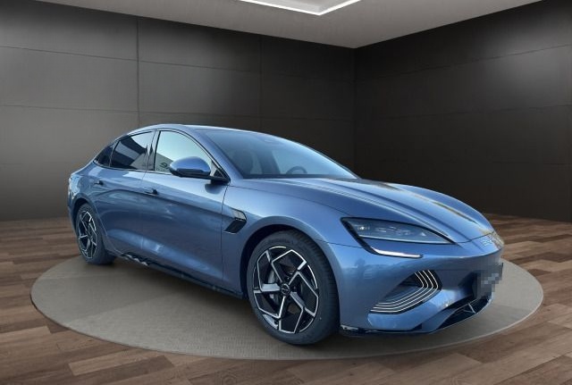 BYD Seal Design 230kW Reichweite 570km Panoramadach foto 8