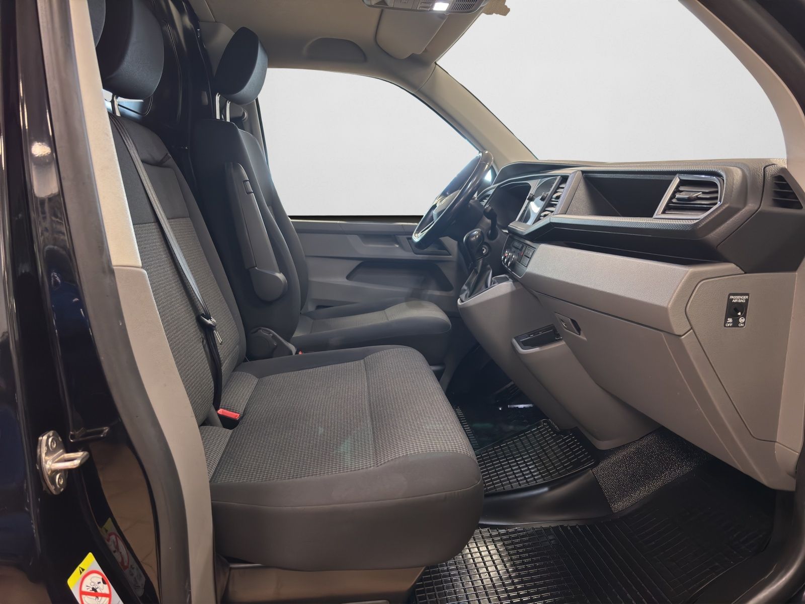 Volkswagen T6.1 Transporter Kasten 2.0 TDI DSG NAVI LED AHK foto 4