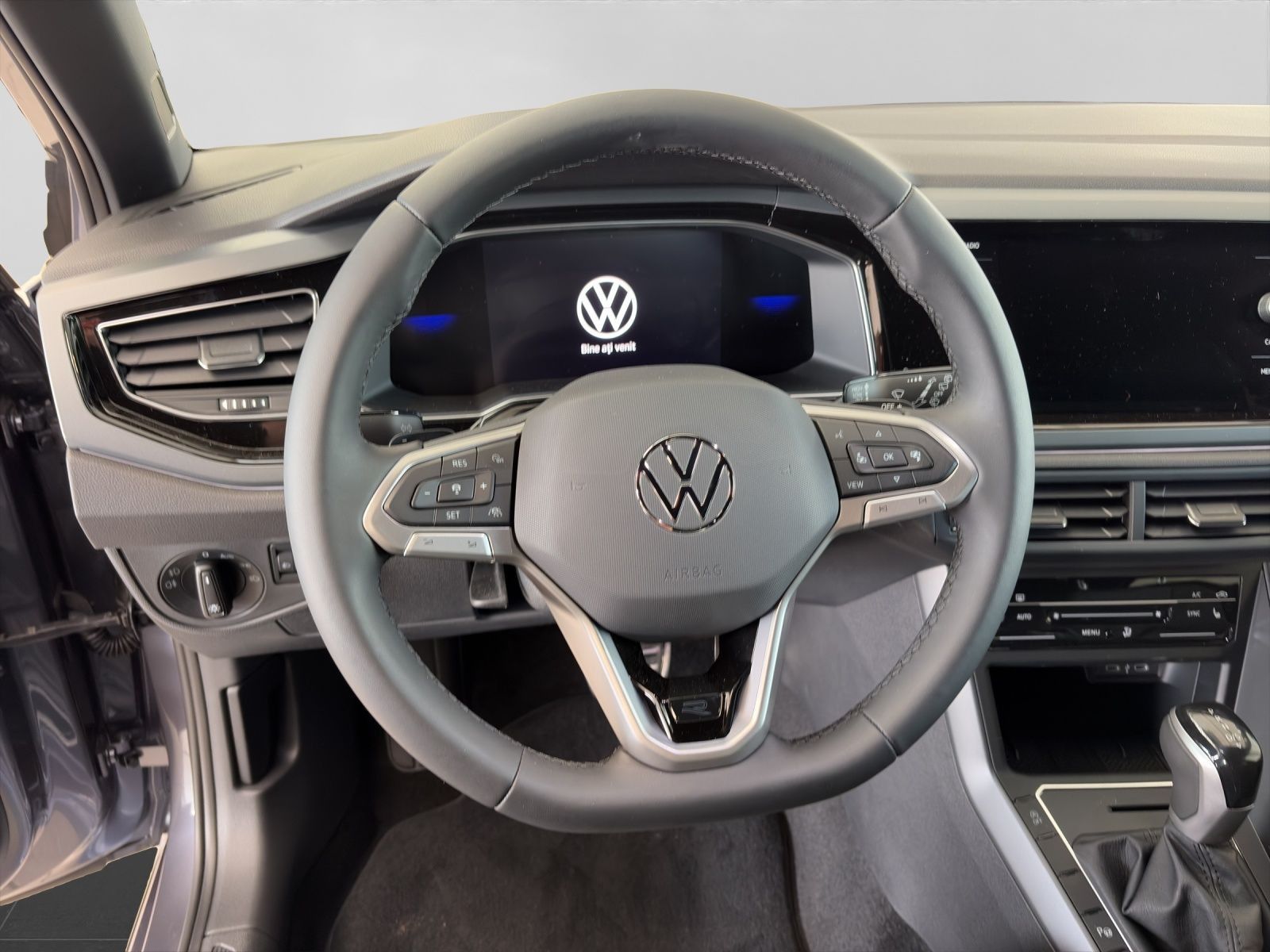 Volkswagen Polo 1.0 TSI DSG R-LINE LM17 KAMERA LED ACC foto 9