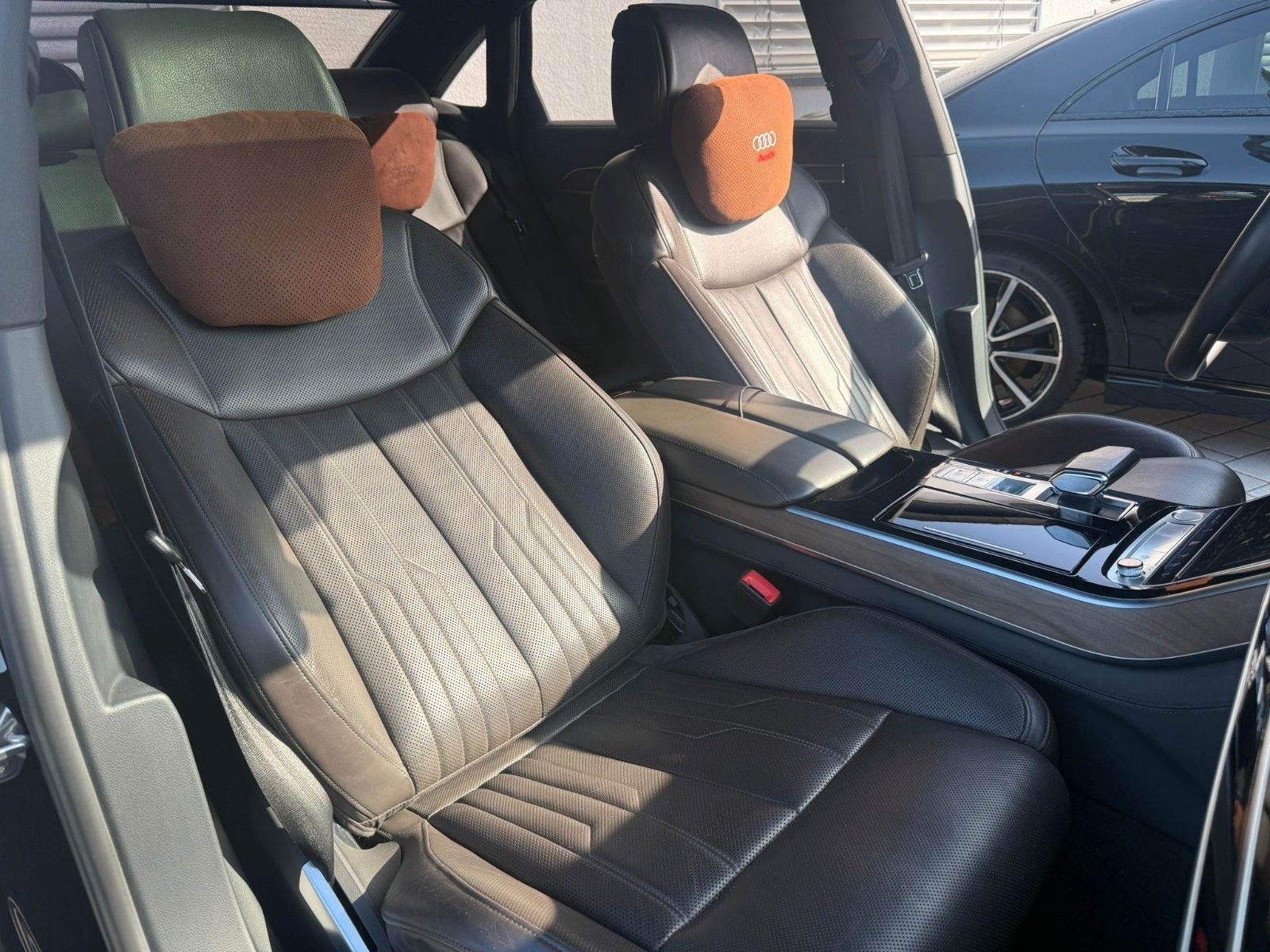Audi A8 50 TDI L quattro foto 13