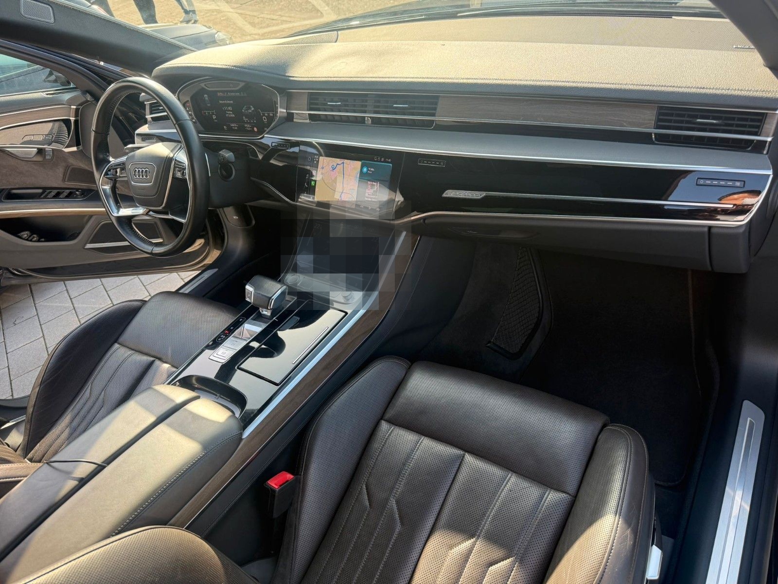 Audi A8 50 TDI L quattro foto 17