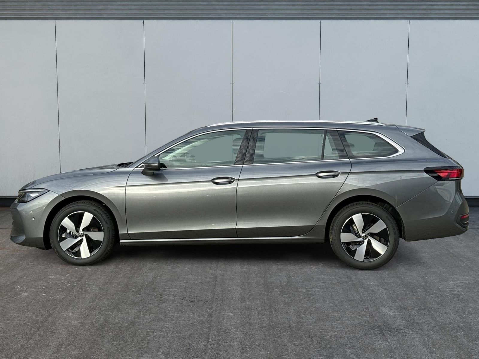 Volkswagen Passat Variant Business DSG+AHK+MASSAGE+NAVI+... foto 2