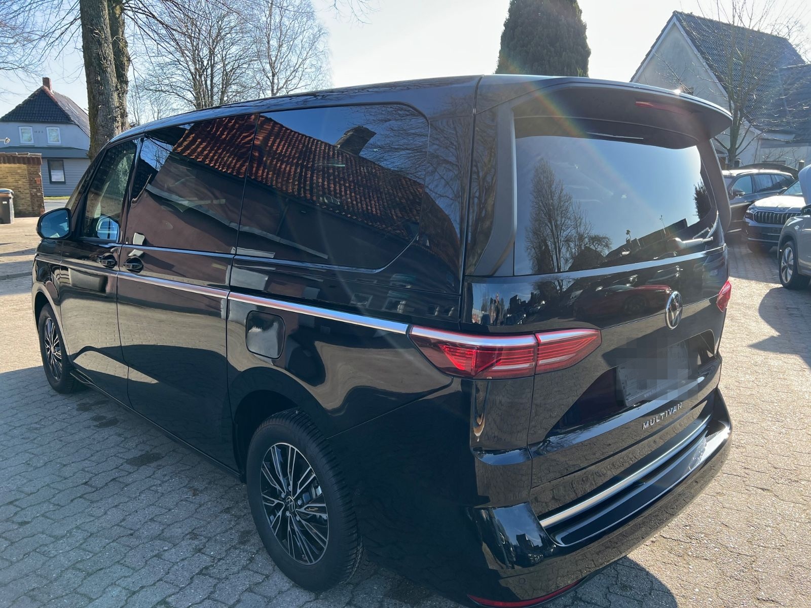 Volkswagen T7 Multivan 2,0TDI Style lang AHK Pano IQ Kamera foto 5