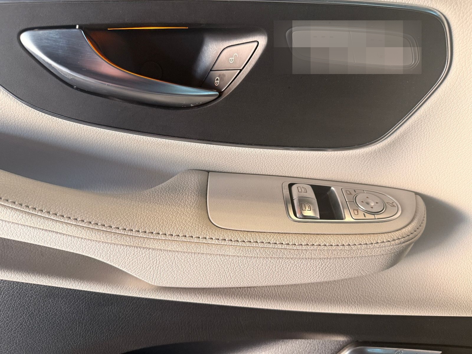 Mercedes-Benz V 250/AVANTGARDE/LANG/4MATIC/LEDER/LED/NAVI/6SIT foto 12