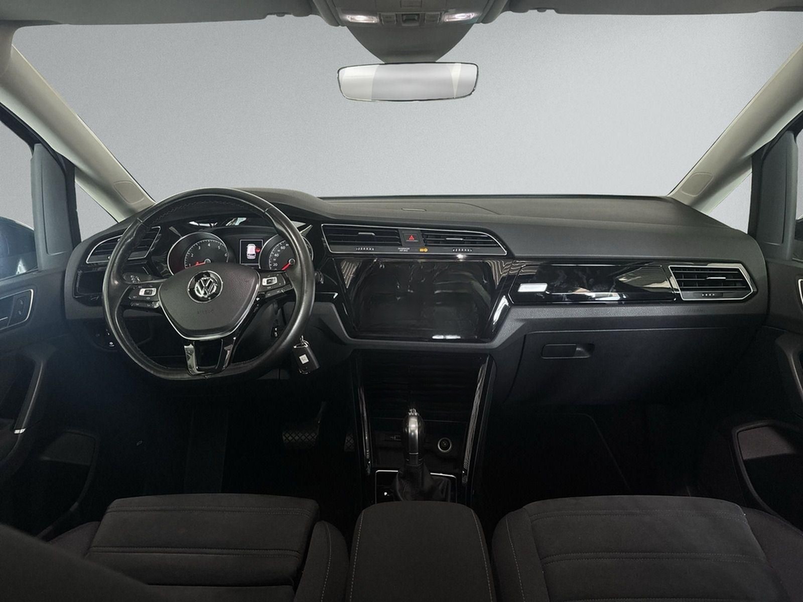 Volkswagen Touran 1.5 TSI Highline OPF Navi Pano 7-Sitzer foto 16