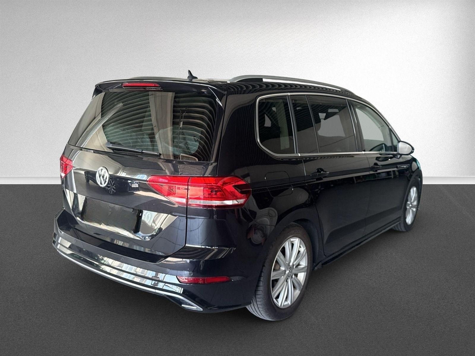 Volkswagen Touran 1.5 TSI Highline OPF Navi Pano 7-Sitzer foto 17