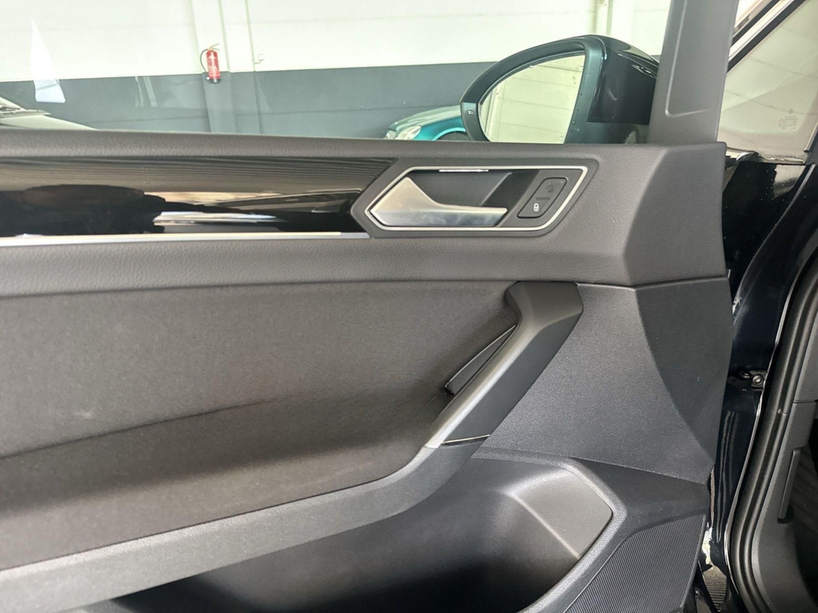 Volkswagen Touran 1.5 TSI Highline OPF Navi Pano 7-Sitzer foto 9