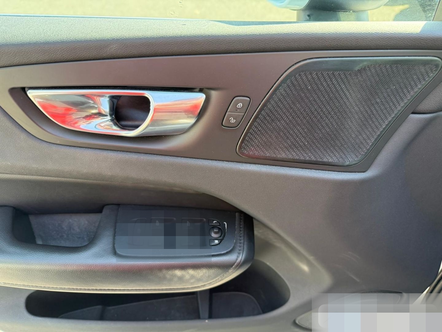 Volvo XC60 Momentum Pro CAM/H&K/FSH/GOOGLE/SHZ/LHZ foto 11