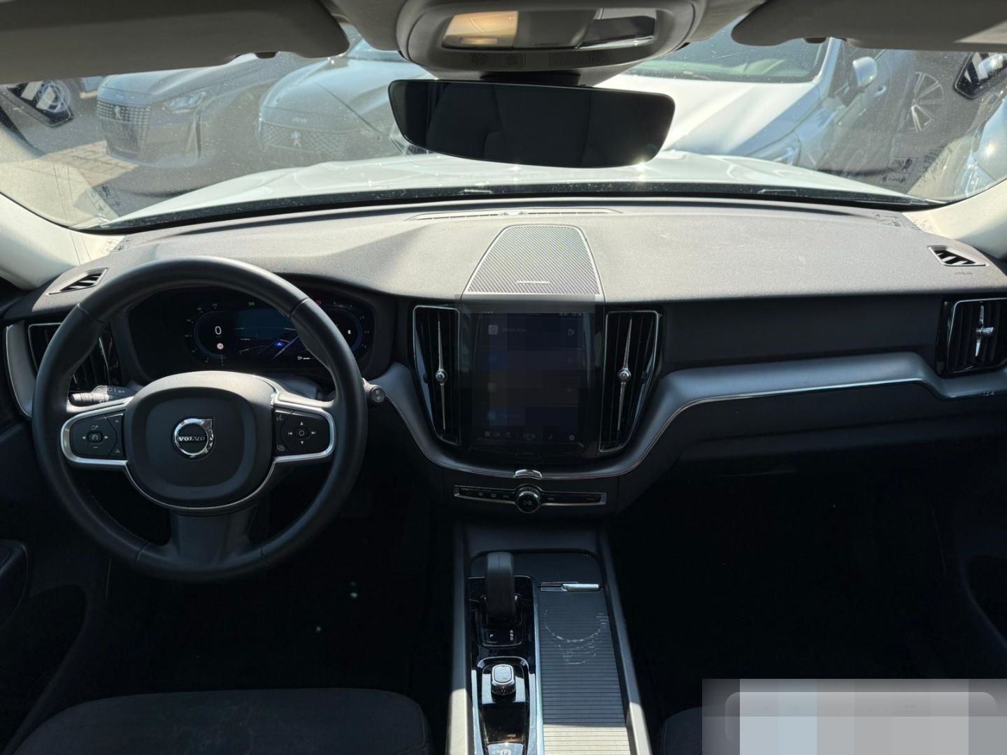 Volvo XC60 Momentum Pro CAM/H&K/FSH/GOOGLE/SHZ/LHZ foto 14