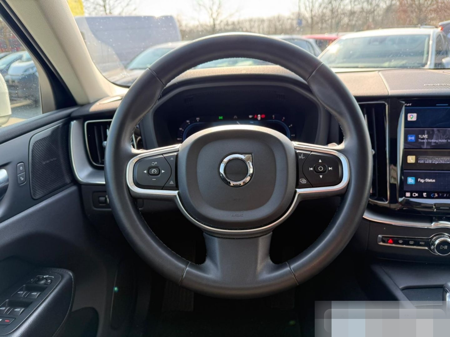 Volvo XC60 Momentum Pro CAM/H&K/FSH/GOOGLE/SHZ/LHZ foto 15