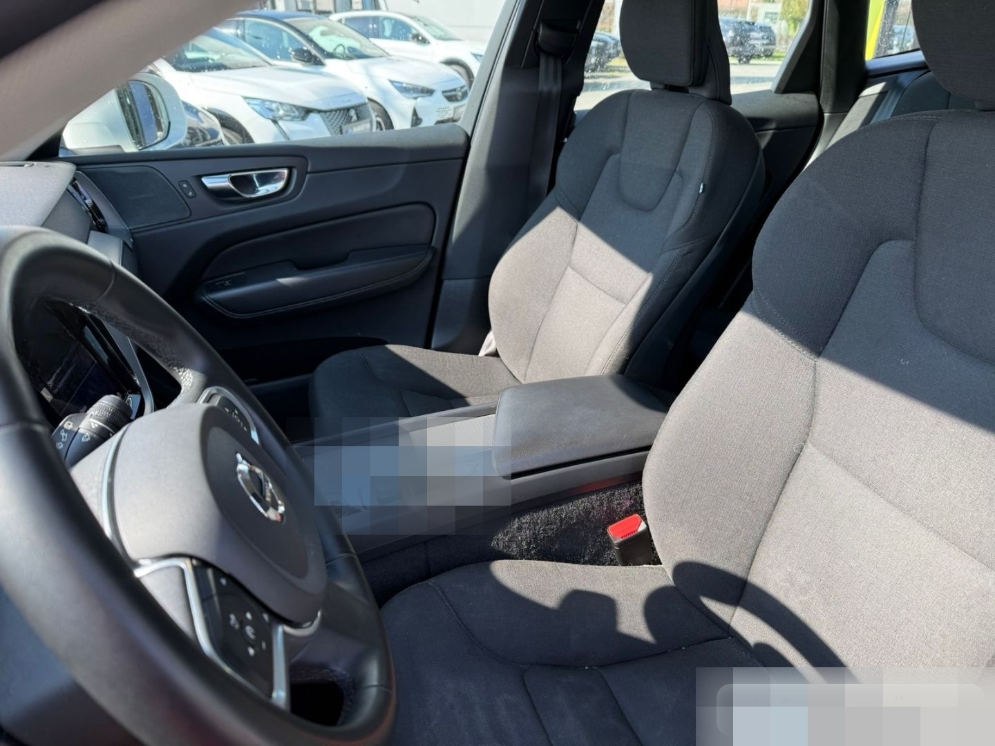 Volvo XC60 Momentum Pro CAM/H&K/FSH/GOOGLE/SHZ/LHZ foto 10