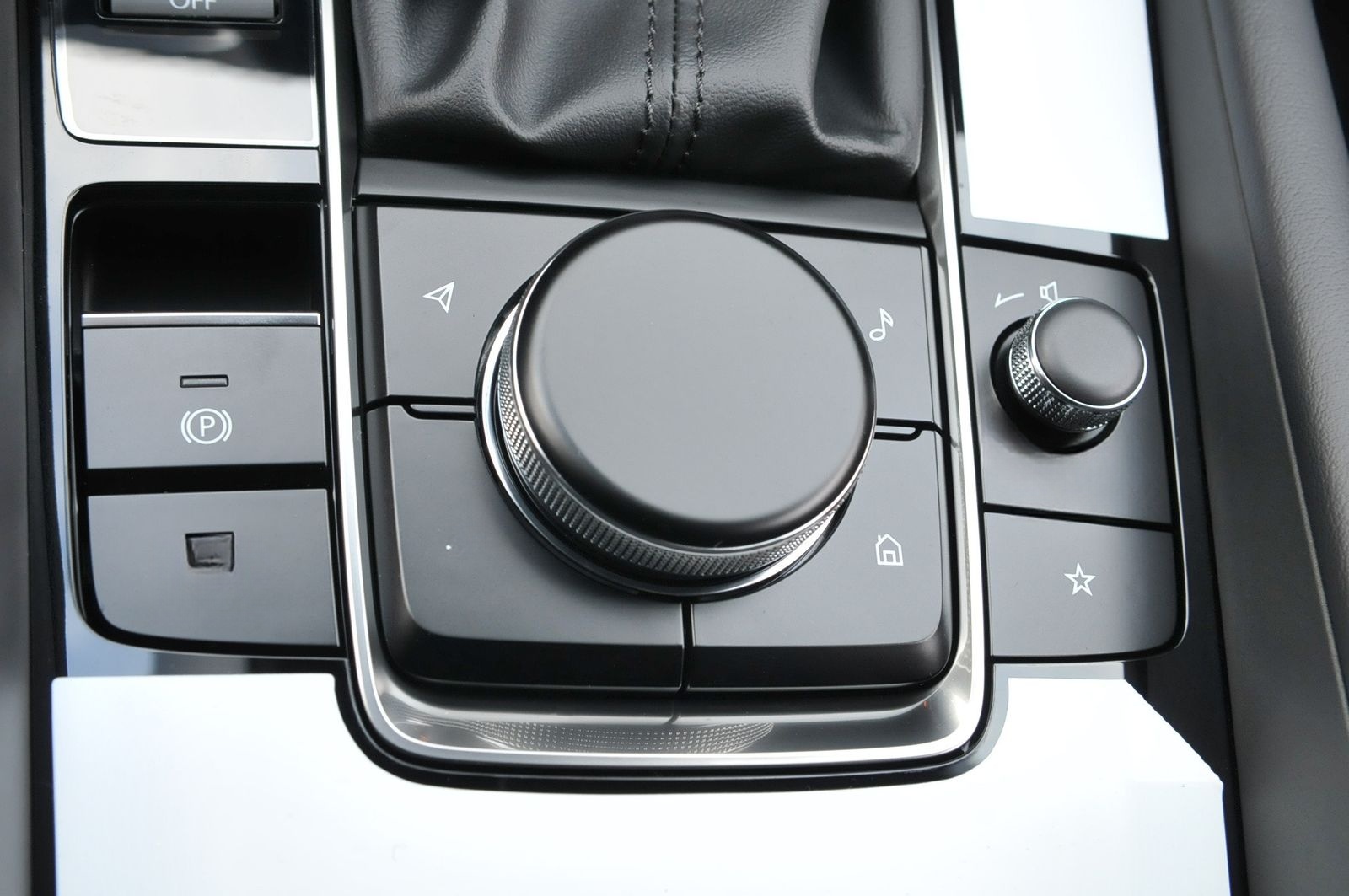 Mazda 3 eSKYACTIV-X 2.0 186ps Aut. EXCLUSIVE-Line foto 14