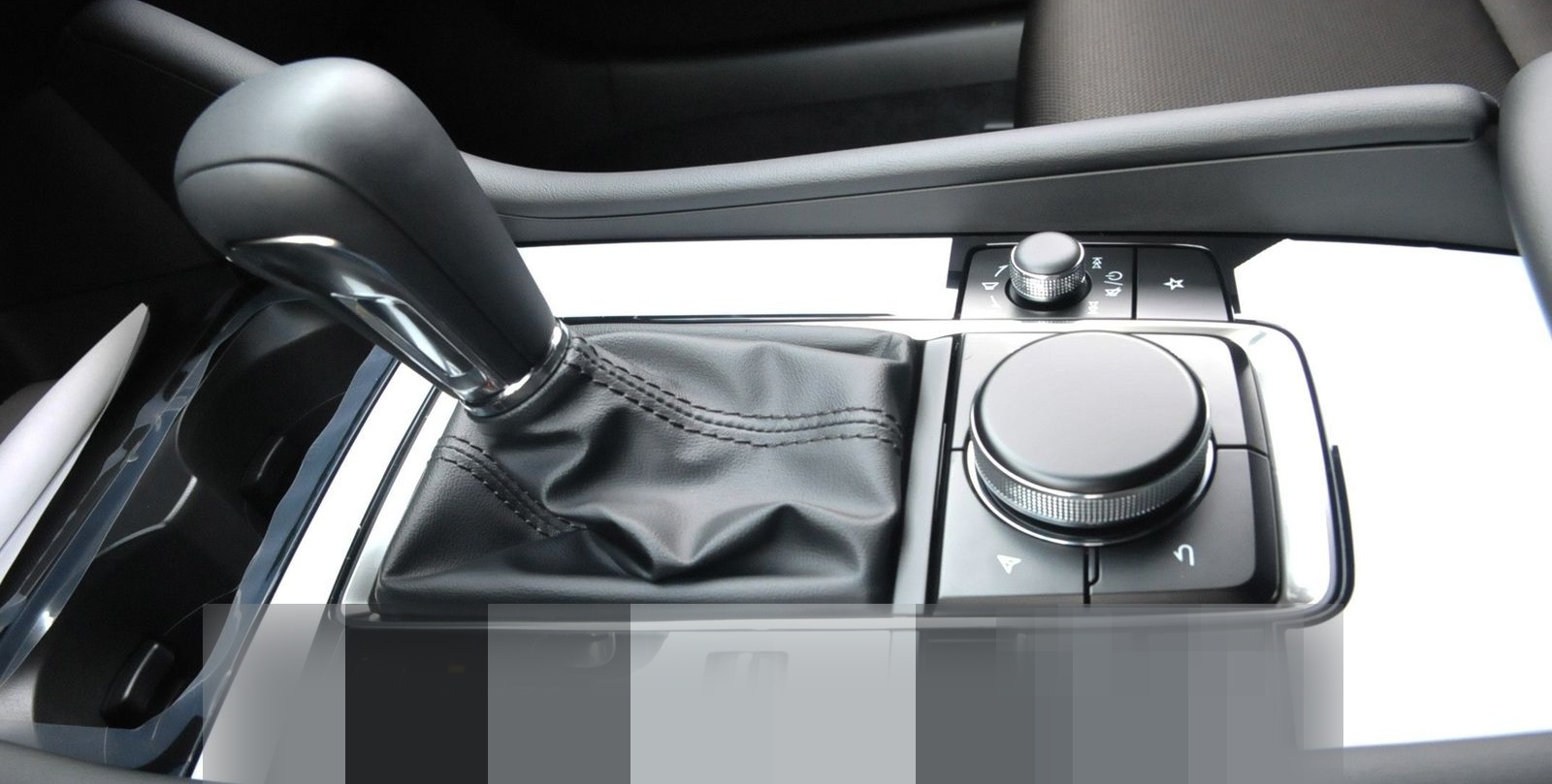 Mazda 3 eSKYACTIV-X 2.0 186ps Aut. EXCLUSIVE-Line foto 25
