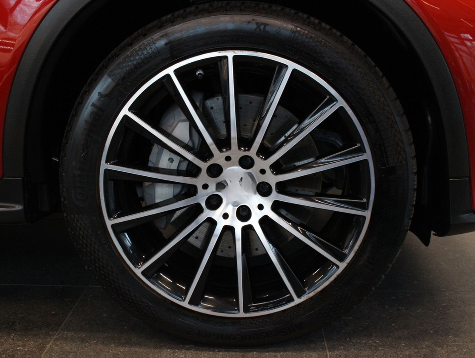 Mercedes-Benz GLC 250 4MATIC AMG Line *PNRM*Kamera*HUD*2.Hand foto 22