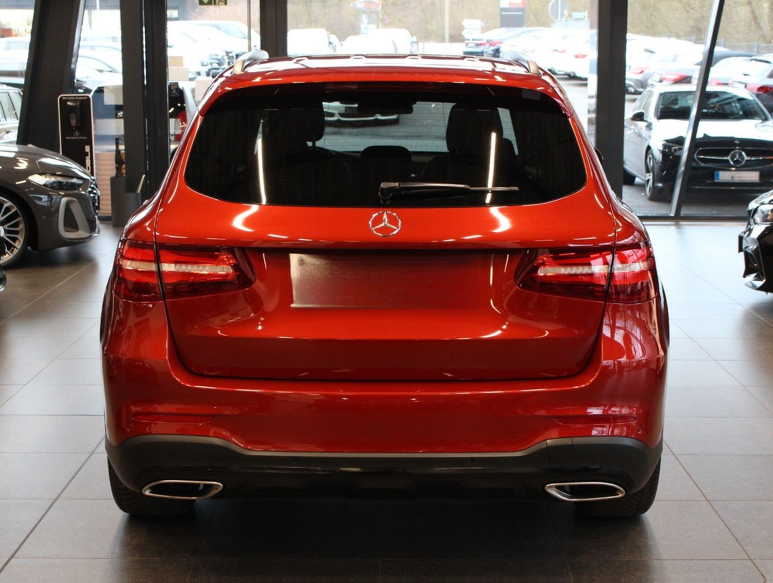 Mercedes-Benz GLC 250 4MATIC AMG Line *PNRM*Kamera*HUD*2.Hand foto 6