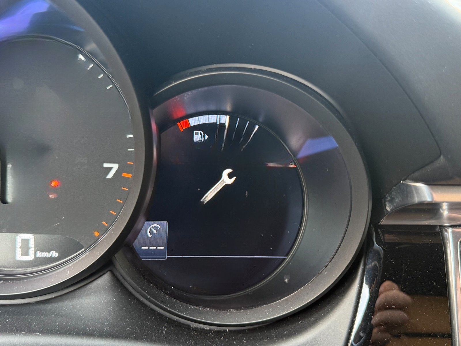 Porsche Macan GTS-BOSE-PCM-GTS Paket-21 Zoll-Sportabgas. foto 19