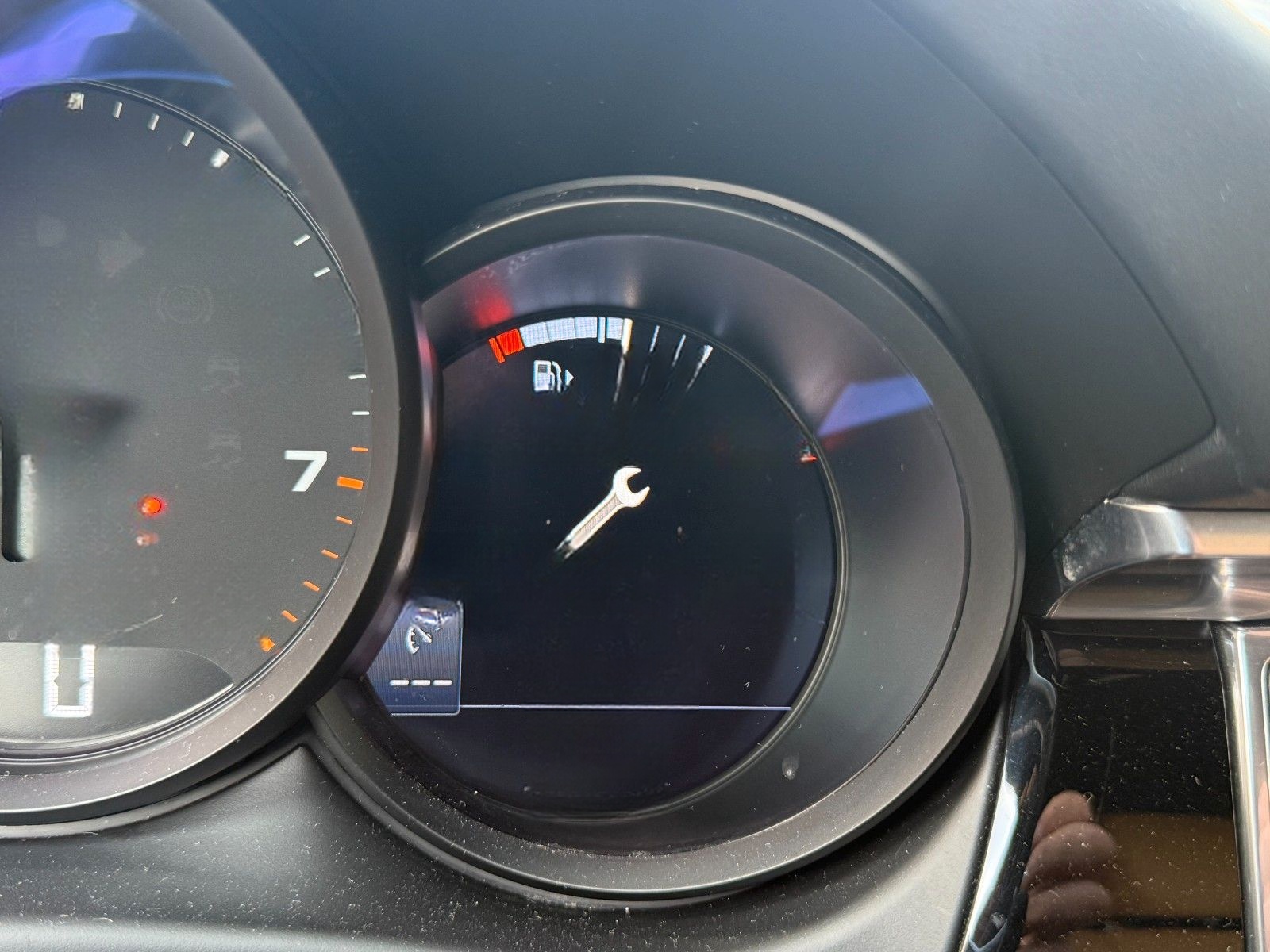 Porsche Macan GTS-BOSE-PCM-GTS Paket-21 Zoll-Sportabgas. foto 20