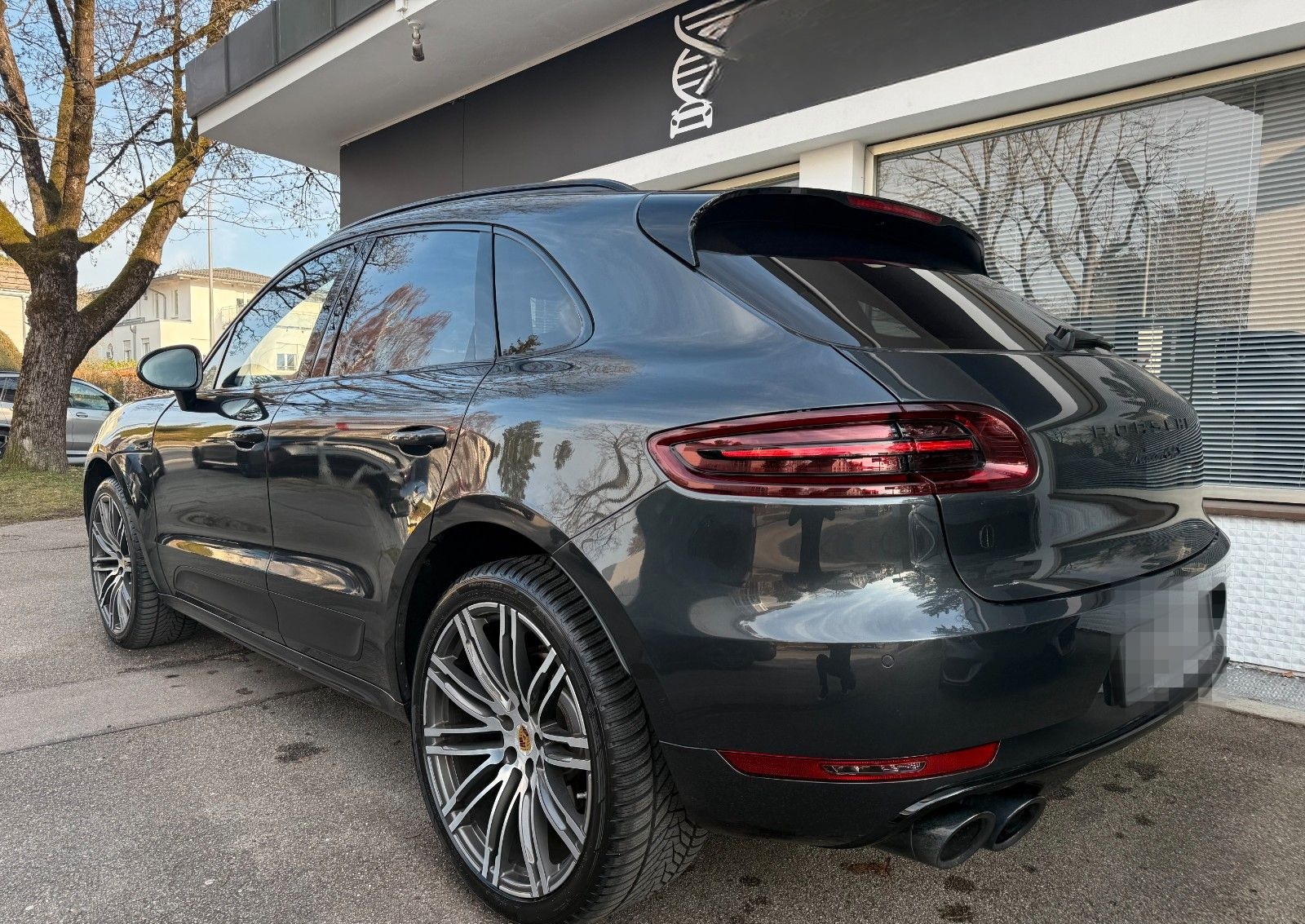 Porsche Macan GTS-BOSE-PCM-GTS Paket-21 Zoll-Sportabgas. foto 3