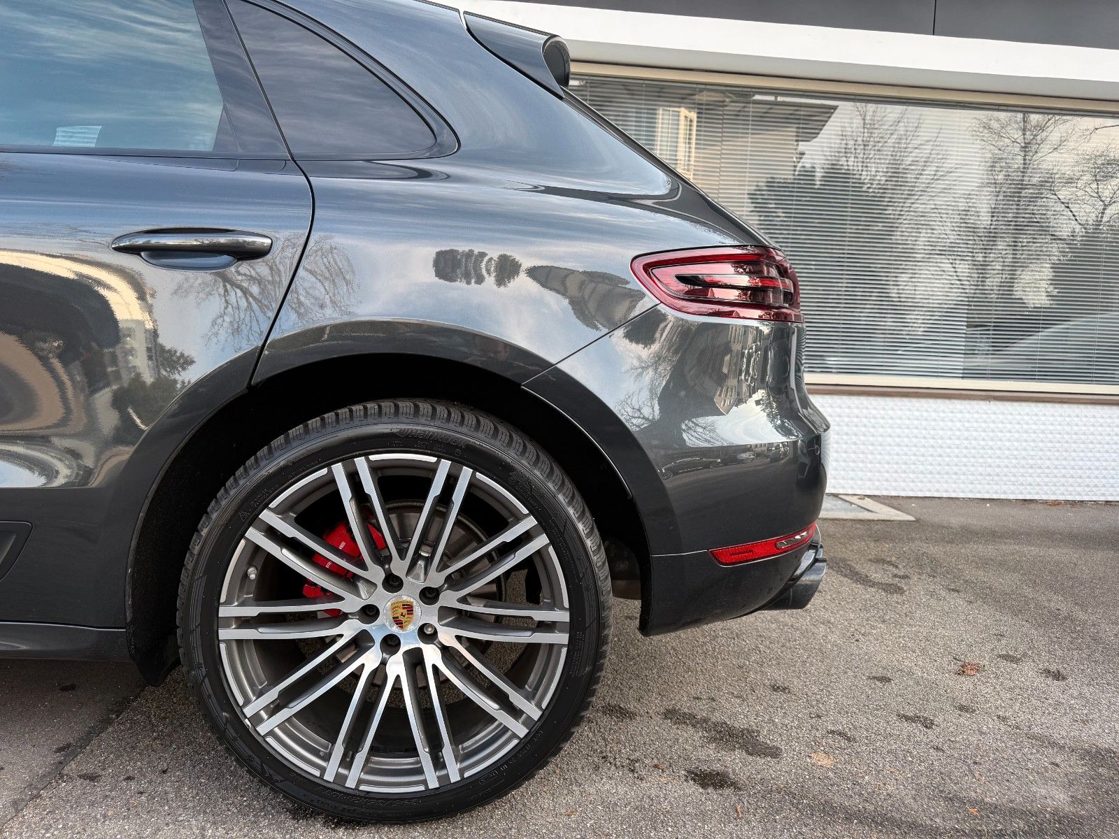 Porsche Macan GTS-BOSE-PCM-GTS Paket-21 Zoll-Sportabgas. foto 22
