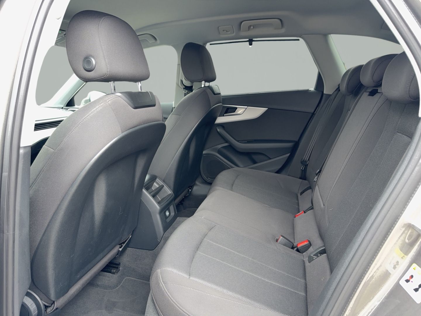 Audi A4 Avant 35 TFSI S-tronic LED LM PDC GRA NAVI foto 13