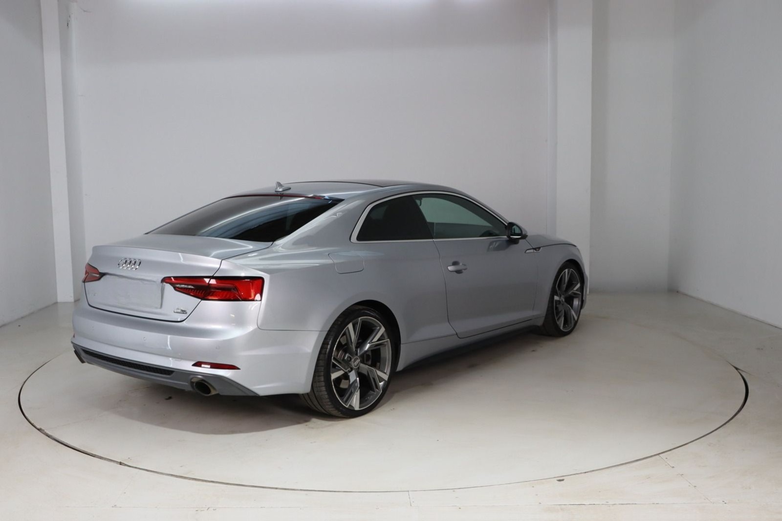 Audi A5 Coupe 2.0 TFSi S-line Quattro S-tronic foto 5