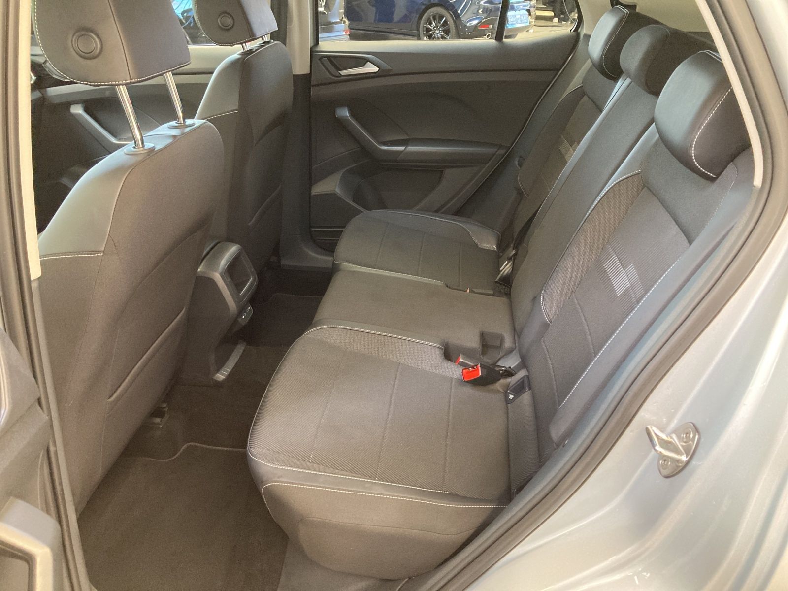 Volkswagen T-Cross TSI DSG Style LED Kamera TravelAssist Al foto 16