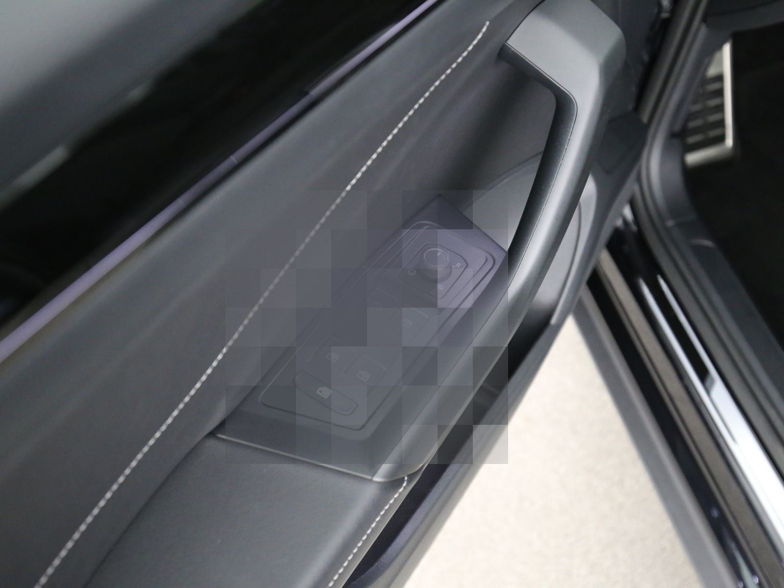 Volkswagen T-Roc 1.0 TSI R line  LED Navi ACC Kamera Alufel foto 22