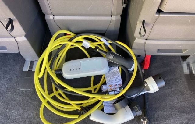 Volkswagen T7 Multivan Life eHybrid 1.4l +PANO+360 +ACC+GJR foto 15