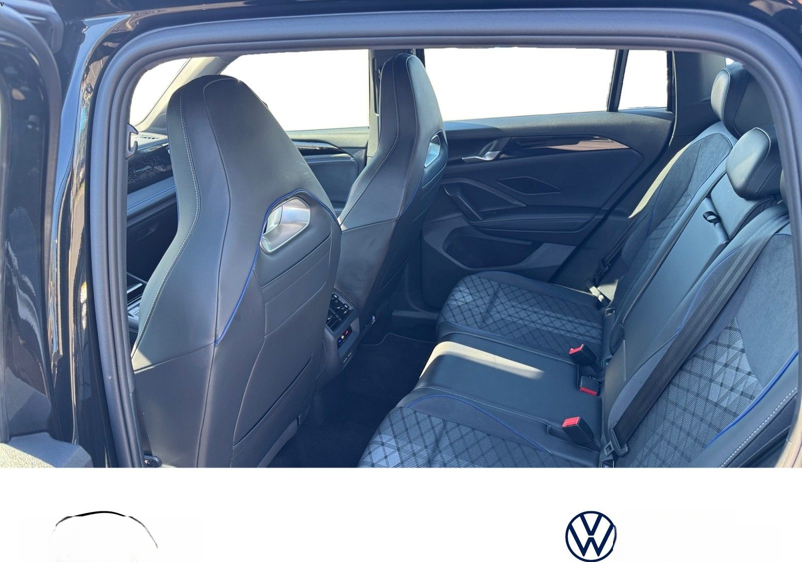 Volkswagen Tiguan R-Line 2.0 TSI 4M DSG LED+AreaView+AHK foto 16