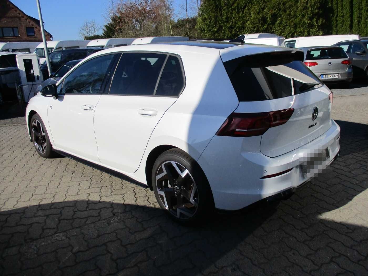 Volkswagen Golf VIII 1.5 TSI OPF R-Line foto 5