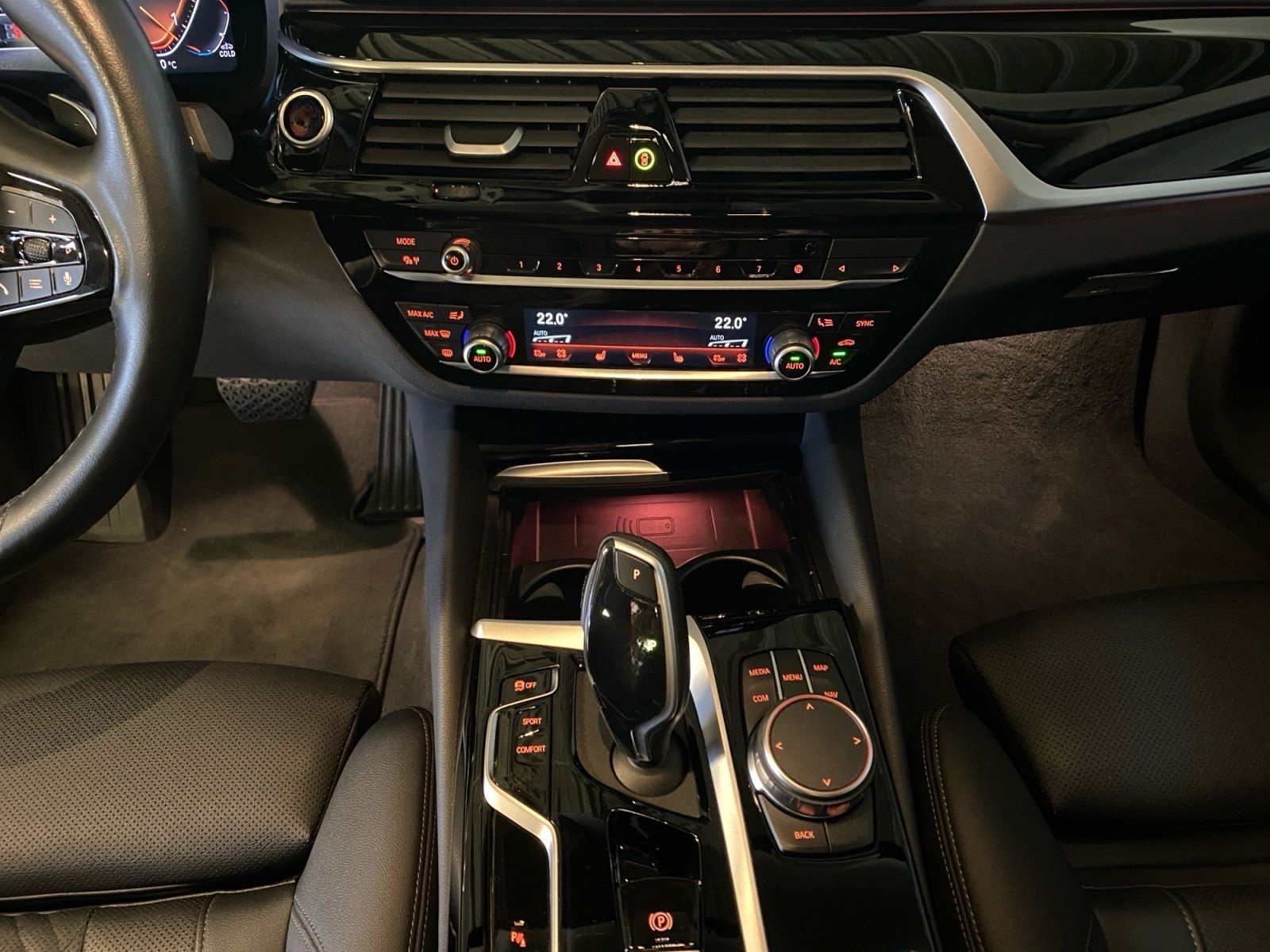 BMW 530d xDrive Touring Driv.Assist.Prof Head-Up foto 9