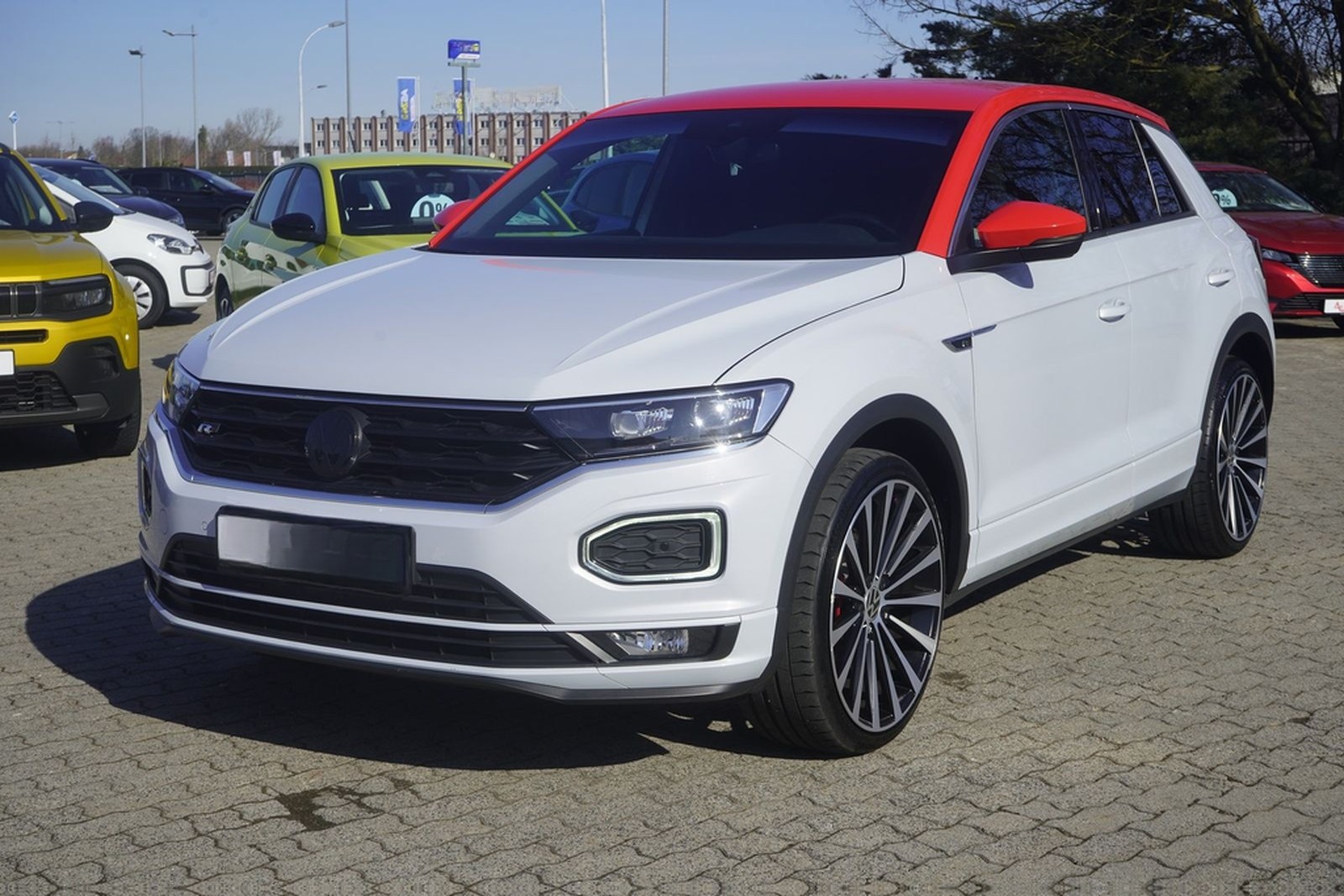 Volkswagen T-Roc R-Line 2.0 TSI DSG 4M LED SHZ AHK foto 2