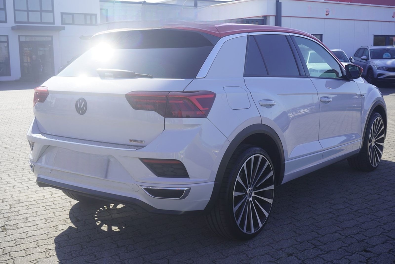Volkswagen T-Roc R-Line 2.0 TSI DSG 4M LED SHZ AHK foto 6