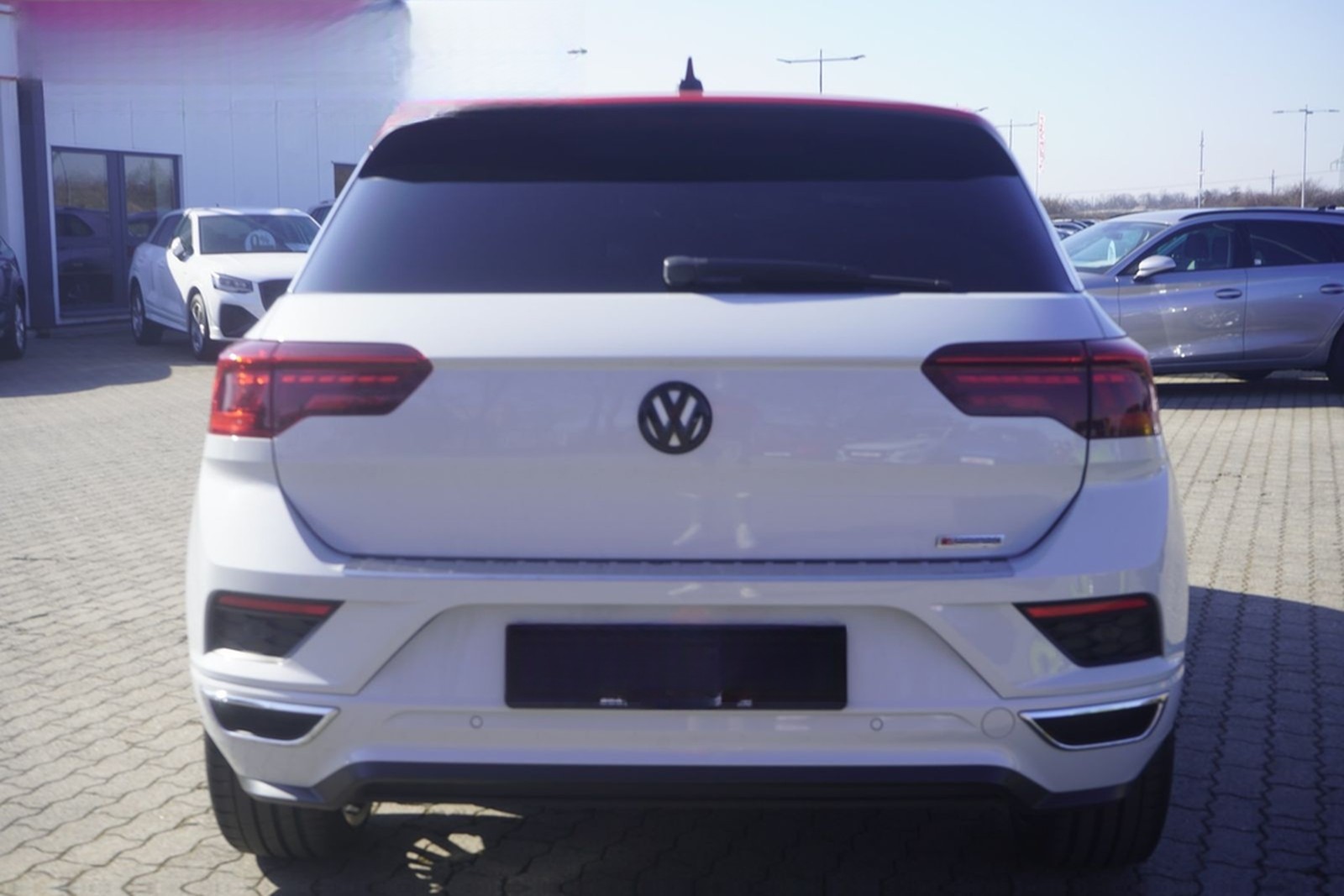 Volkswagen T-Roc R-Line 2.0 TSI DSG 4M LED SHZ AHK foto 7
