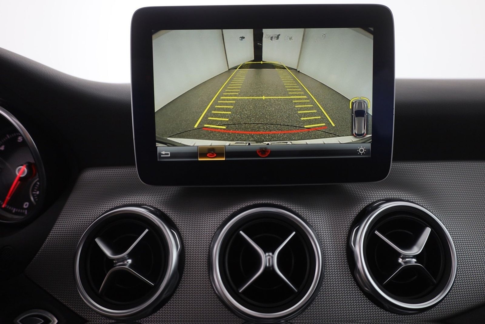 Mercedes-Benz GLA 250 Urban LED Navi Panorama Kamera Teilleder foto 6