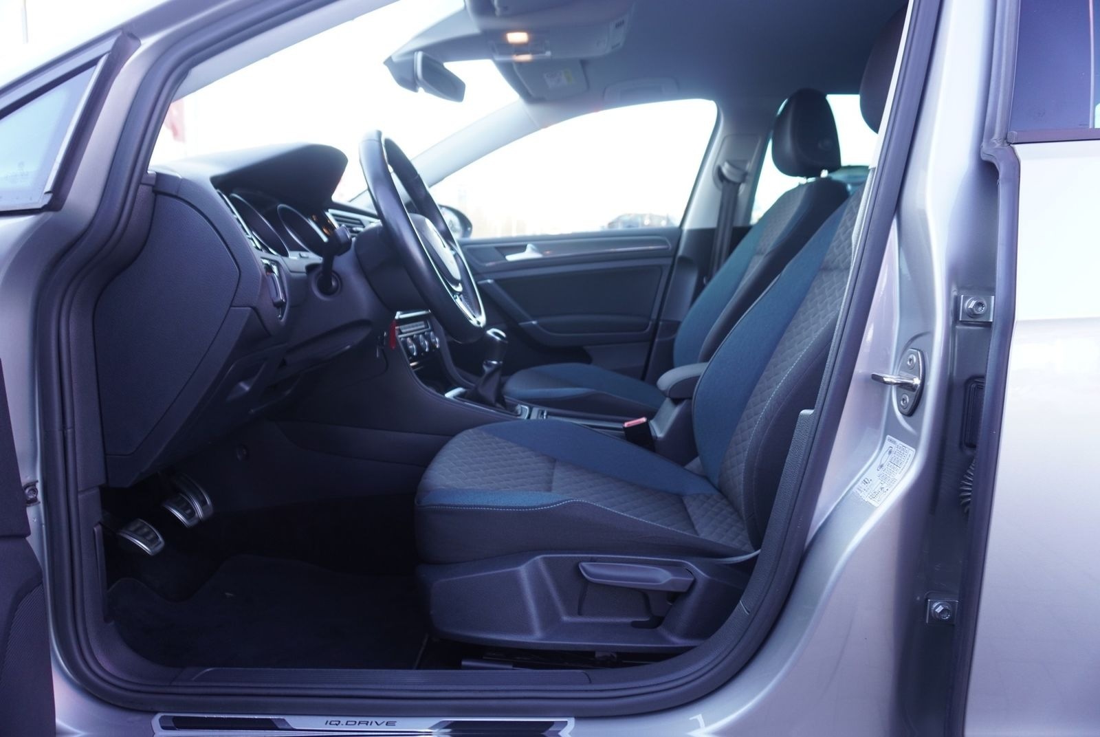 Volkswagen Golf VII Variant 1.0 IQ.DRIVE ACC Standheizung foto 11