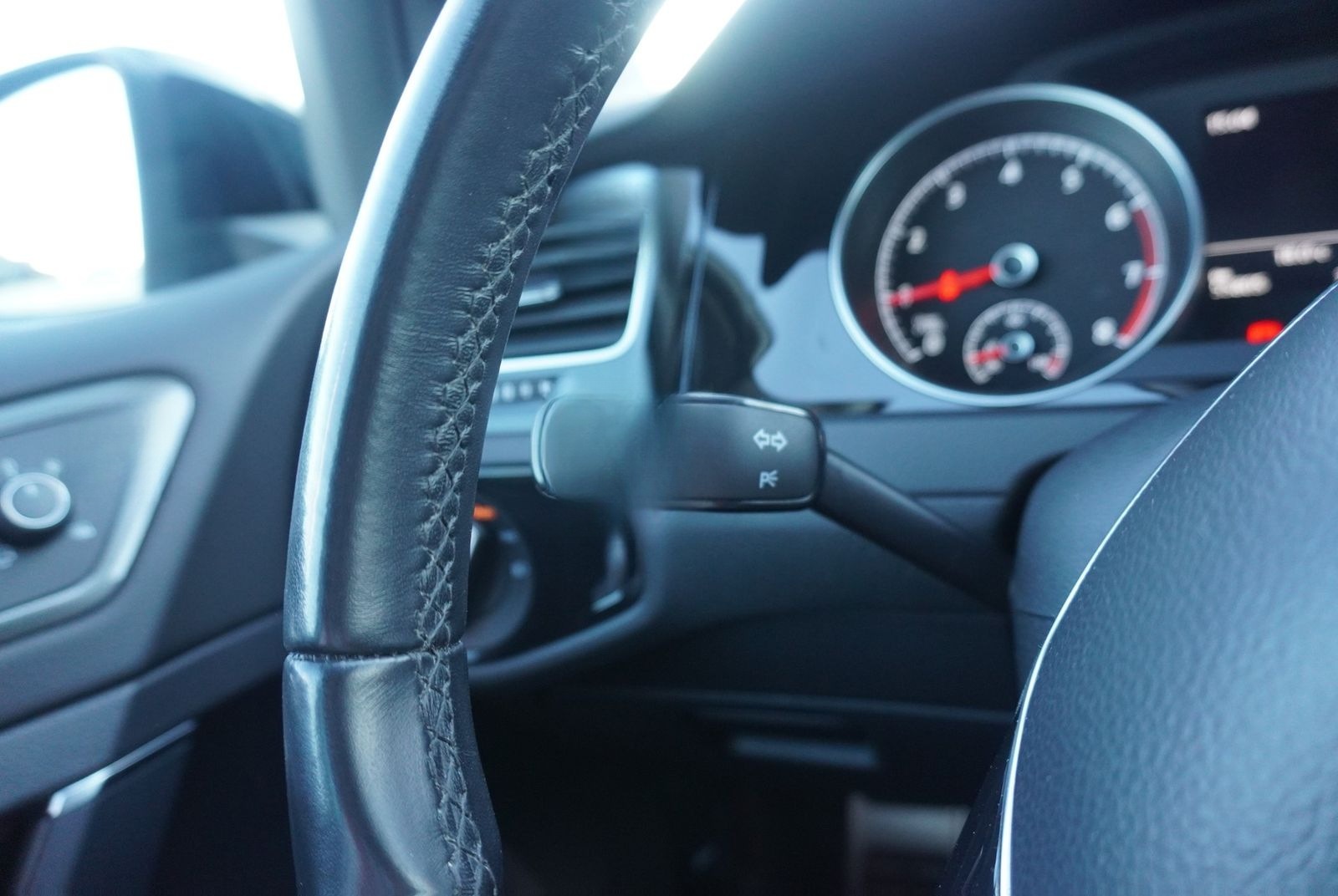 Volkswagen Golf VII Variant 1.0 IQ.DRIVE ACC Standheizung foto 22