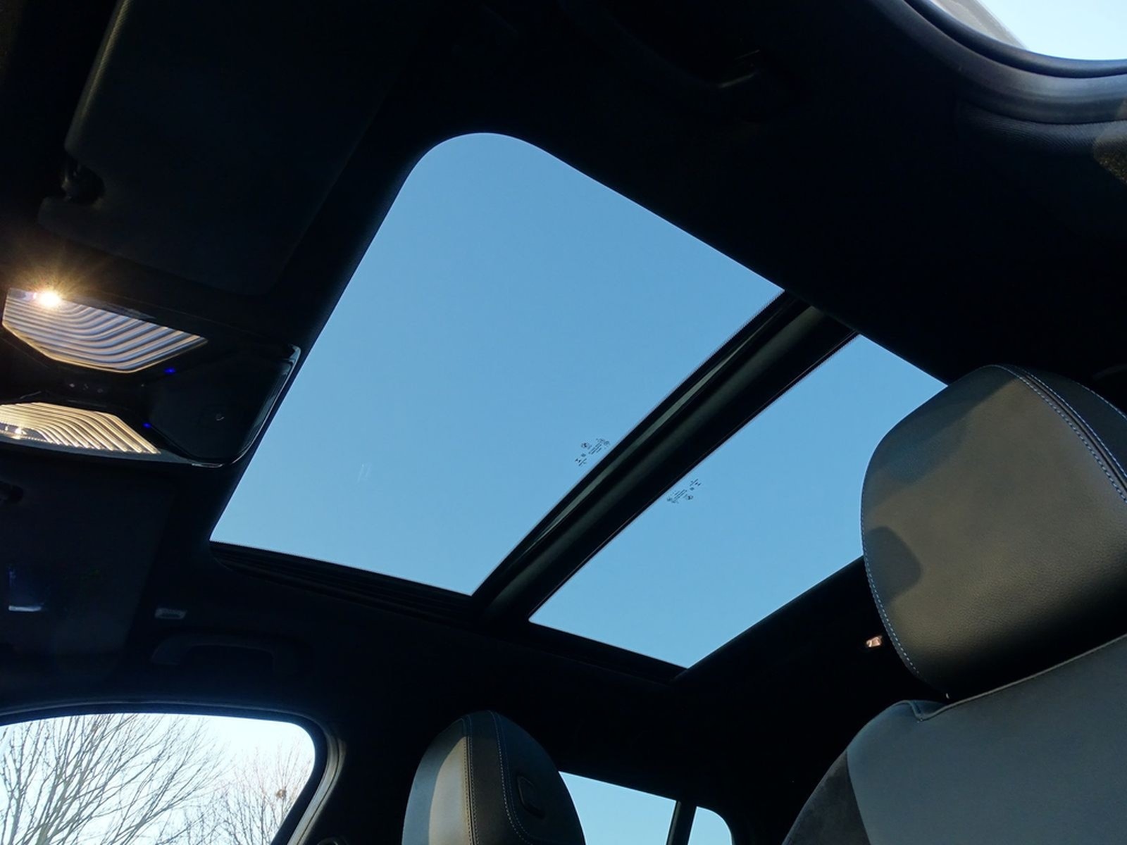 BMW 330i xDrive M Sport Aut. LED Navi AHK Kamera ACC foto 35