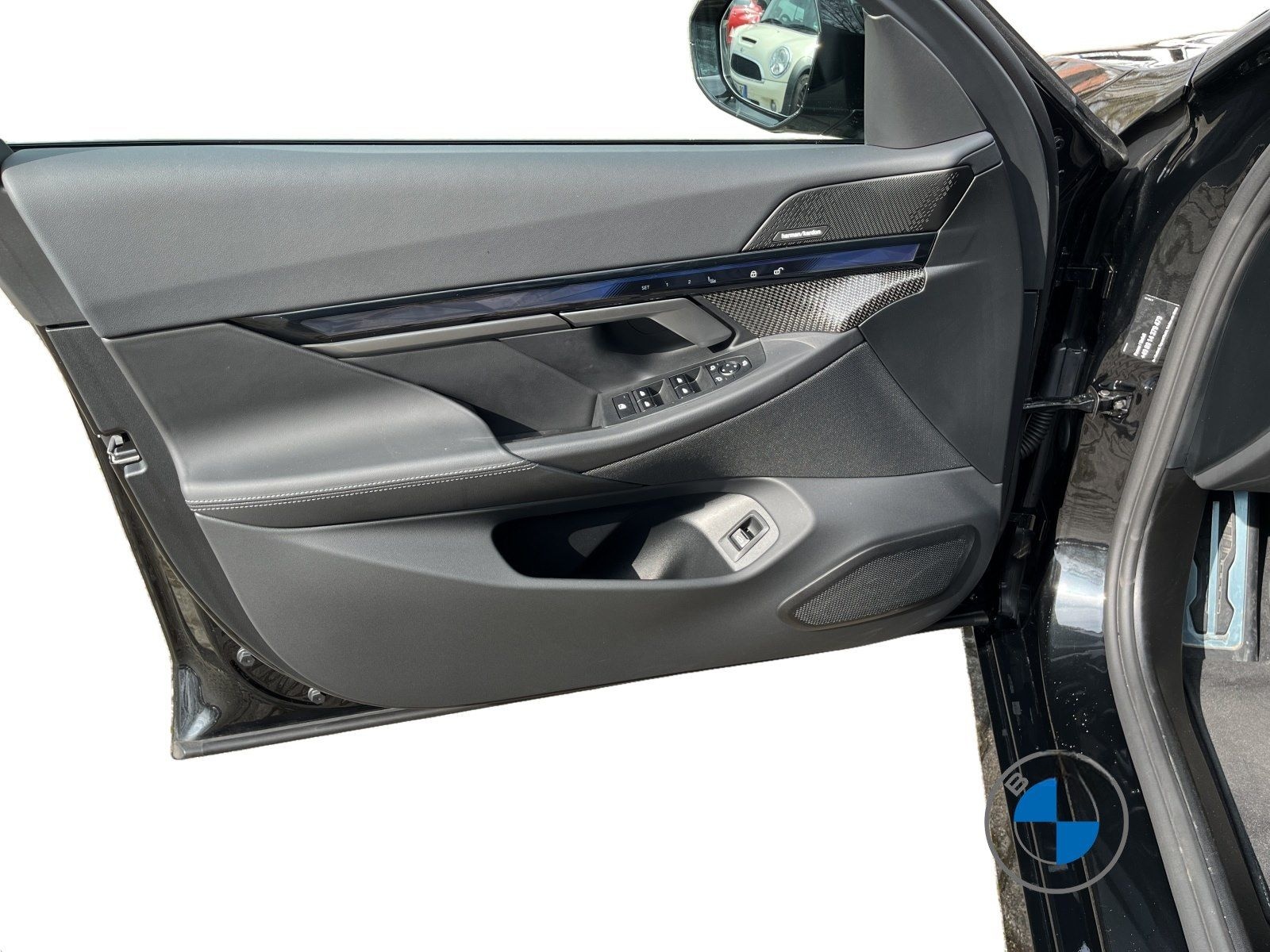 BMW i5 M60 xDrive Limousine M Sport 20" Pano H&K foto 11